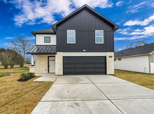 1006 4th St, Hempstead, TX 77445