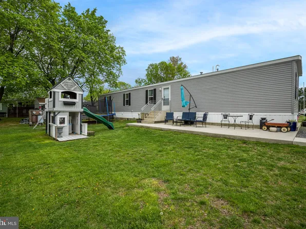 876 Clover Dr, Mullica Hill, NJ 08062