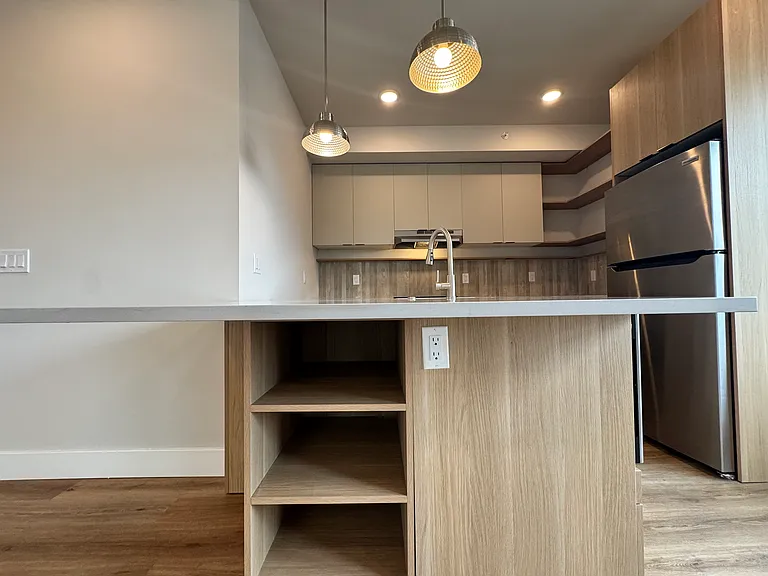 5222-24 Chester Ave #15 — Photo 10