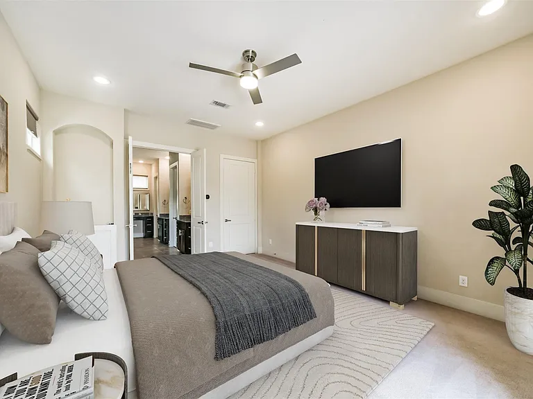 5425A Hidalgo St — Photo 24