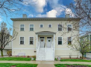 3068 Triumph Dr APT 2, Sun Prairie, WI 53590