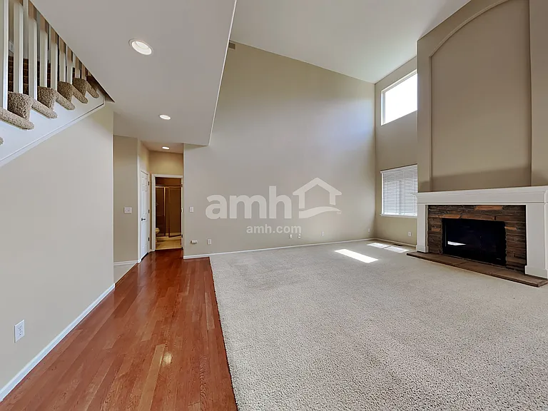1556 S Catawba Cir — Photo 4