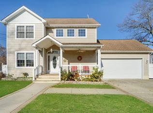 736 Acorn Dr, Brick, NJ 08723