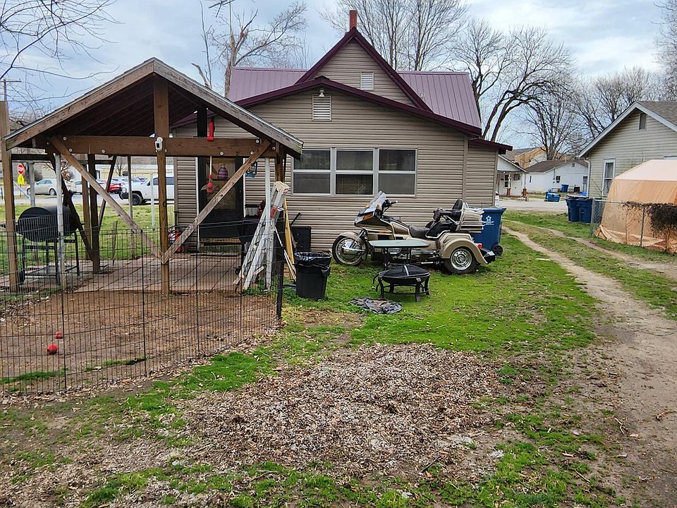 720 Young St, Neosho, MO 64850 MLS 231086 Zillow