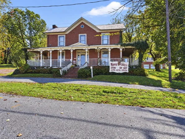 302 Front St SW, Abingdon, VA 24210
