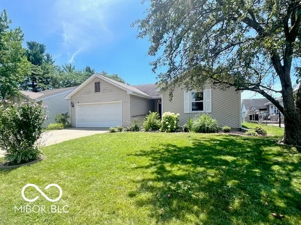 1841 Peppertree Ln, Columbus, IN 47203