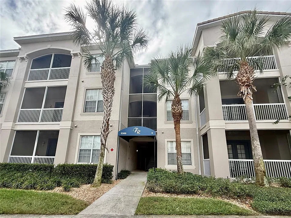 3300 Whitestone Cir #304