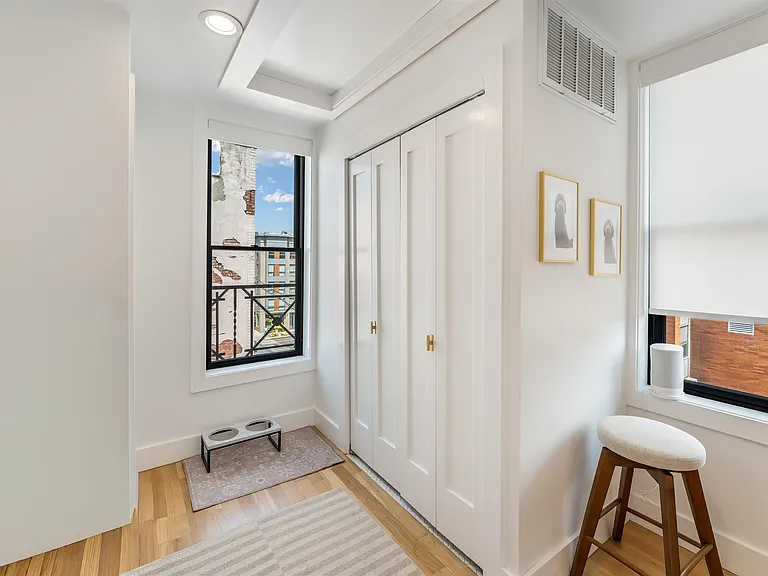 232 Willow Ave #4R — Photo 18