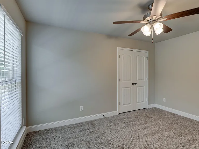 2632 S Lois Ln — Photo 22