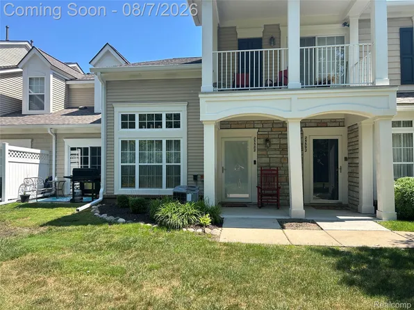 25588 Sun Sail Ct, Harrison Township, MI 48045