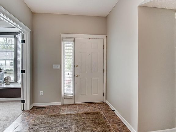 4th image of 477 Sunridge Dr