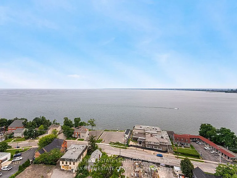 370 Martha St #1703 — Photo 3
