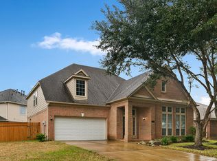 2711 Five Oaks Dr, Missouri City, TX 77459