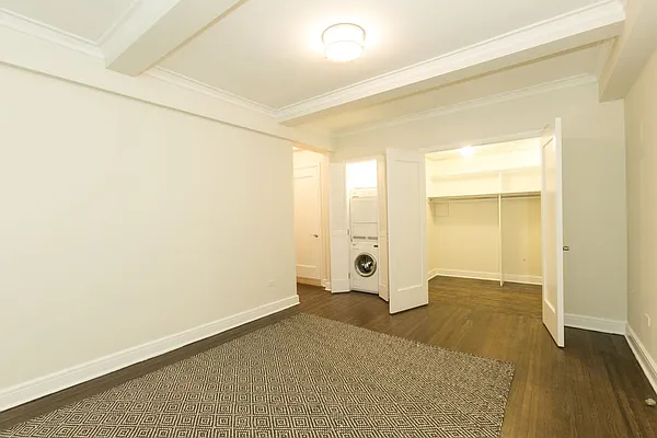 Rented by Stonehenge NYC LLC | media 6