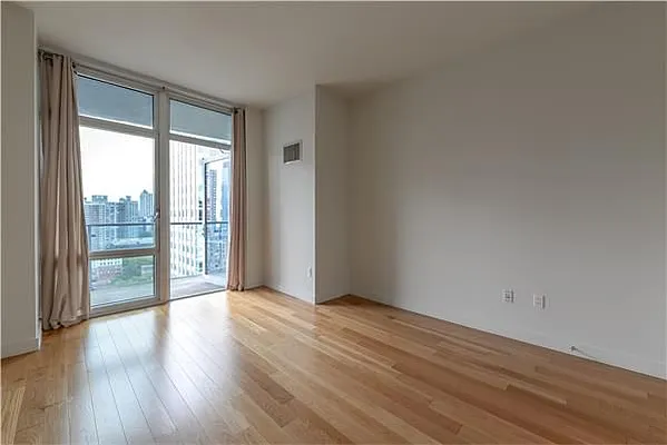 Rented by 212 Consulting Corp | media 48