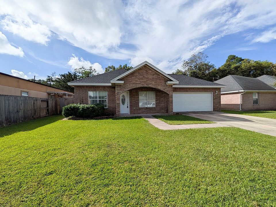 1st image of 8845 Anna Ln