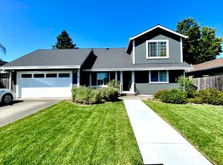 8673 Lords Manor Way, Rohnert Park, CA 94928