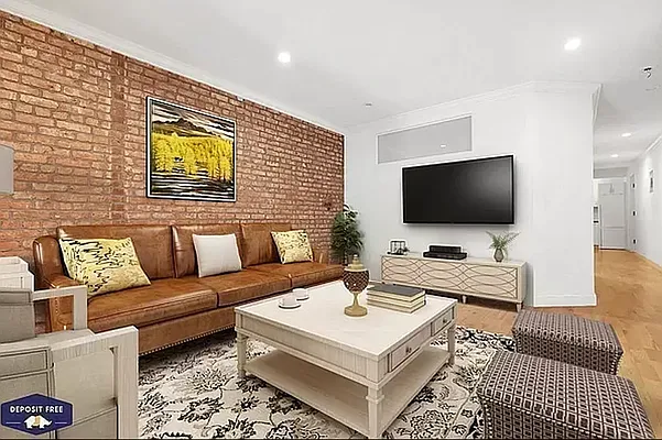 Rented by REAL New York | media 17