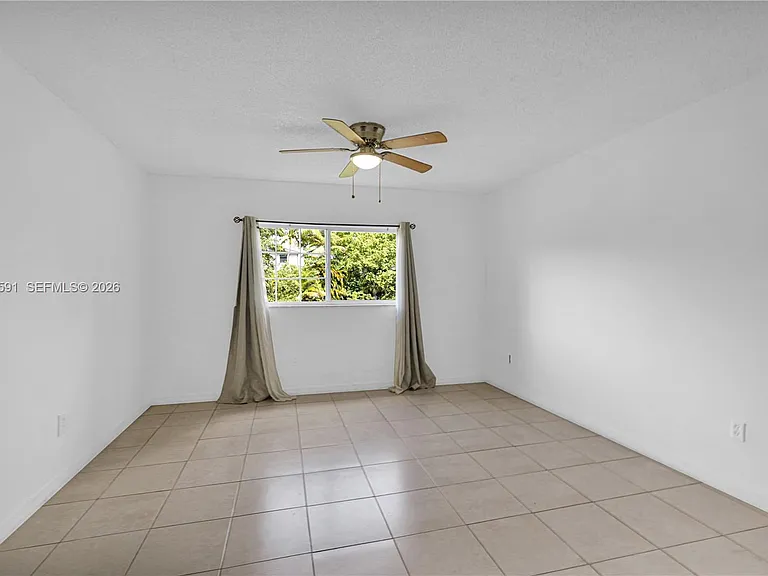 3680 N 56th Ave #806 — Photo 8