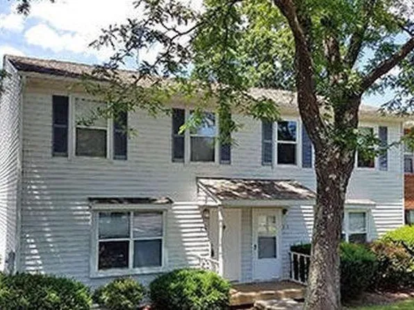 214 Pheasant Run Dr, Blacksburg, VA