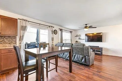 2109 Maple Glen Ct — Photo 4