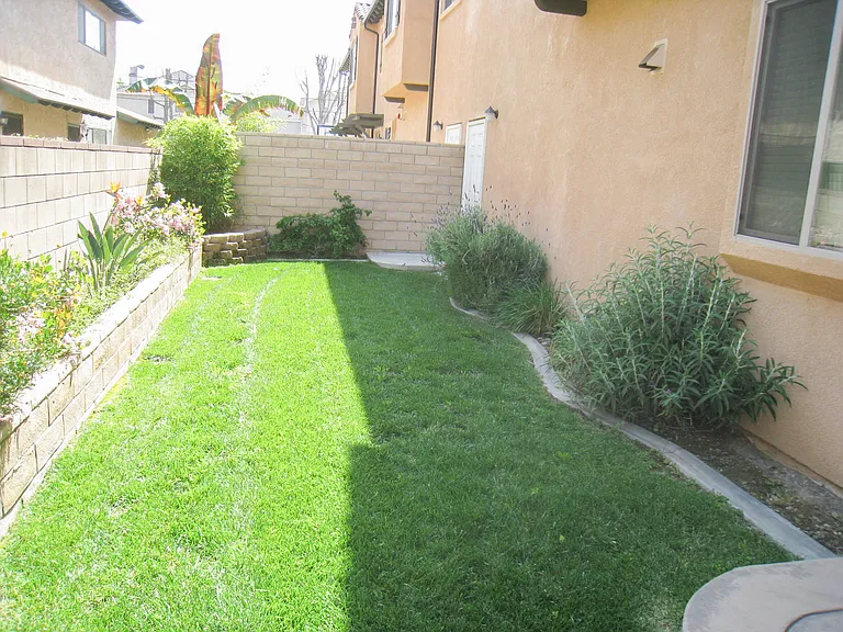 156 El Dorado St #A — Photo 21