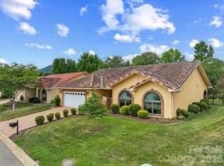 19 Pacifico Dr, Asheville, NC 28806