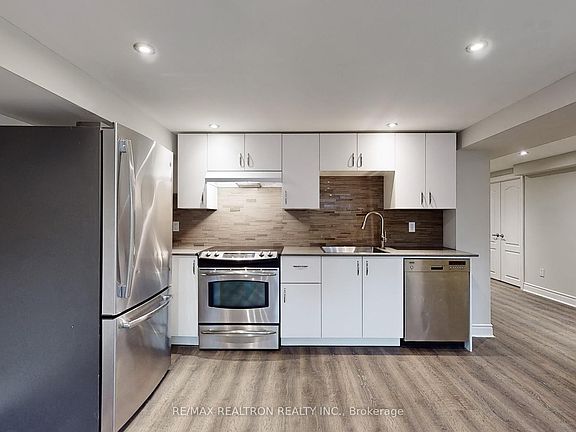 4th image of 49 Exbury Rd #Basement