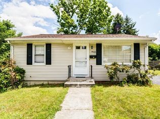 50 Pasadena Pkwy, Worcester, MA 01605