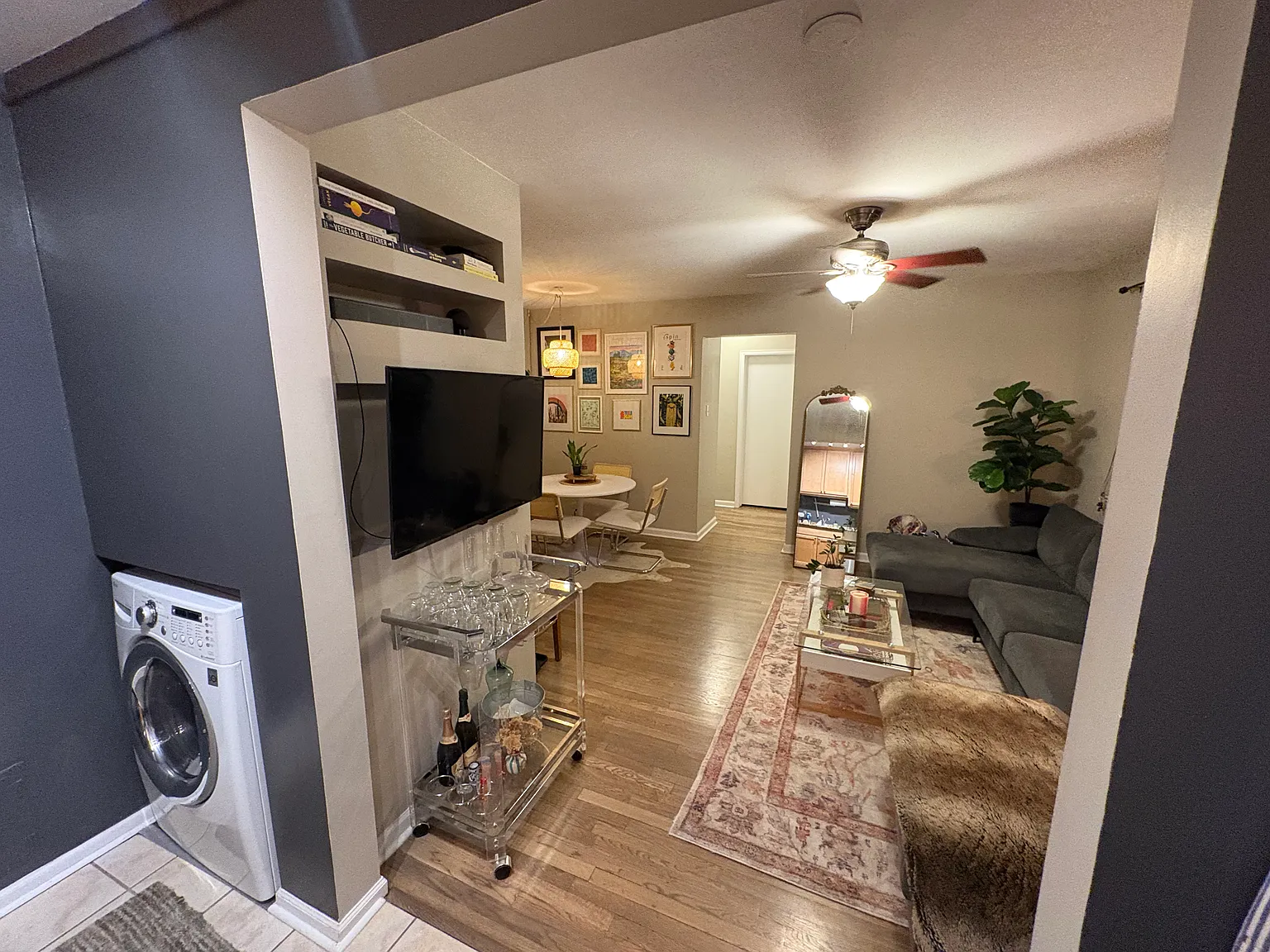 2 bed, 800 sqft, $1,695 — Photo 4