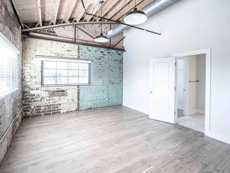 210 Georgia Ave #207 — Photo 7