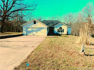 113 Camelot Dr, Camdenton, MO 65020