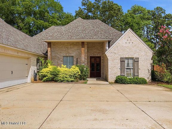 3rd image of 230 Grayhawk Dr