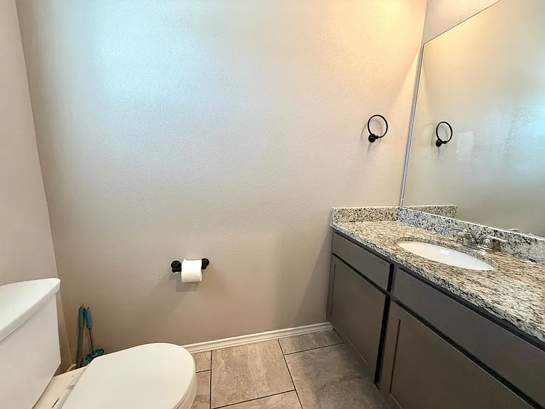 4138 Swans Lndg #2-unit 101 — Photo 3