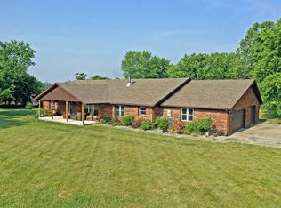 1449 S Clark Rd, Shelbyville, IN 46176