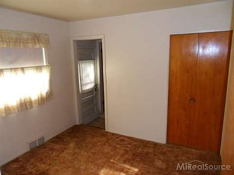 3rd image of 29382 Candlewood Ln