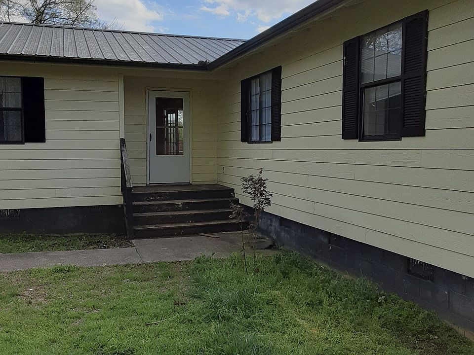 1st image of 212 Maplewood Trce