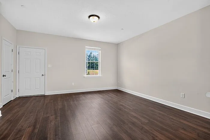 109 Holstein Dr — Photo 12