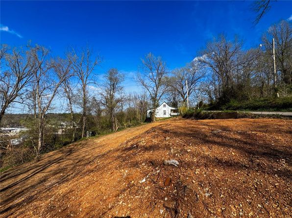 113 Esther St, Steelville, MO 65565