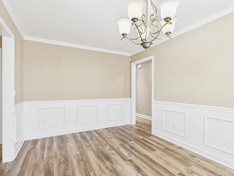 129 Grandview Dr — Photo 10