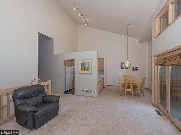 4th image of 12560 Parkwood Dr Unit 0
