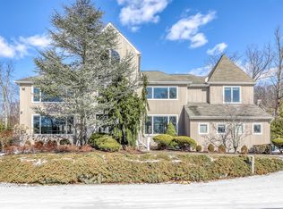 47 Ladentown Rd, Pomona, NY 10970