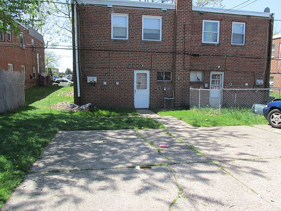 3rd image of 1625 Borbeck Ave.