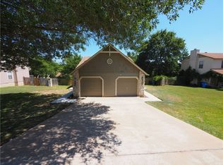 383 Fantail Loop APT A, Austin, TX 78734