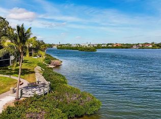 1900 COVE II PLACE #127, SARASOTA, FL 34242