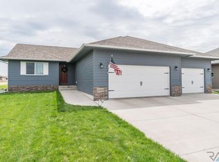 4000 S Homerun Ave, Sioux Falls, SD 57110