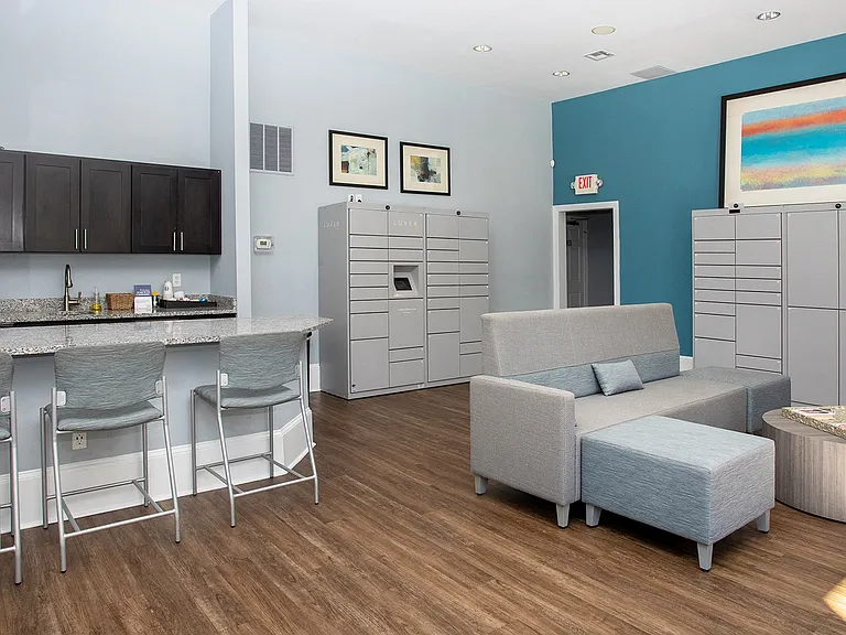 Jackson Square Apartments — Photo 6