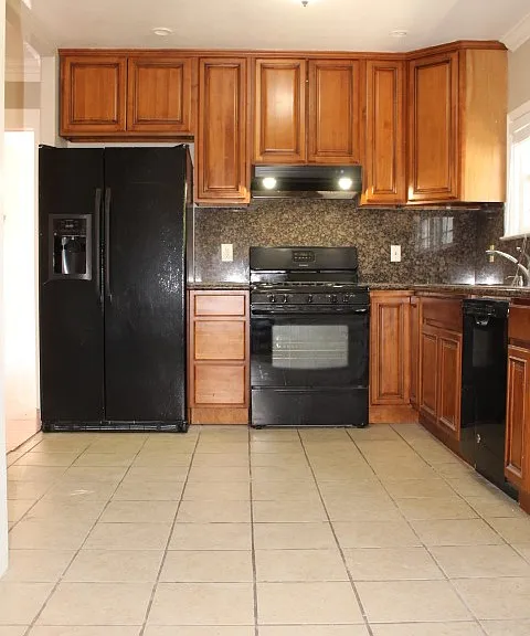 2629 Abbey St #2629 — Photo 9