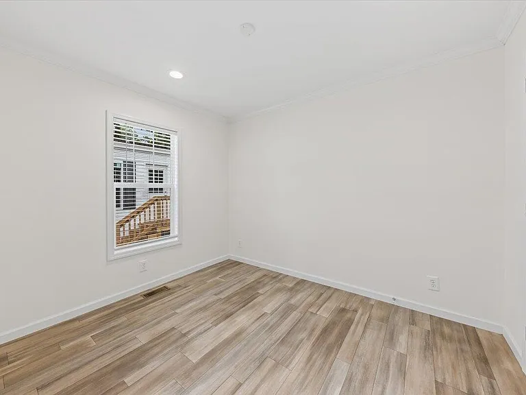 1156 Russell Dr #30 — Photo 14