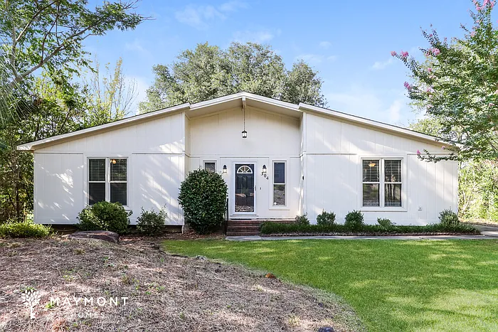 304 E Wynngate Dr